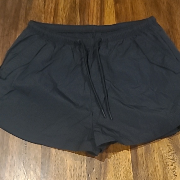 Gilly Hicks Pants - Gilly Hicks Running Shorts Size Med.  Black